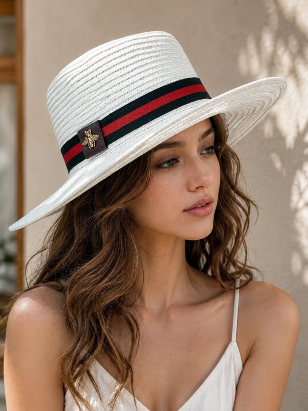 Red Green Strip Band Bee Charm White Straw Fedora Hat M-L Women